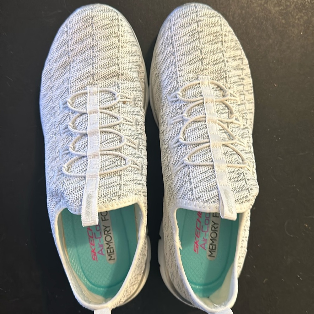 Skechers Air-Cooled Memory Foam Slip On Sneakers Size 9.5